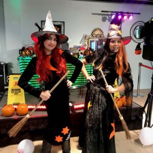 Amber Witch Duo Party